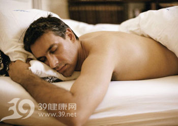 ED患者不妨试试裸睡
