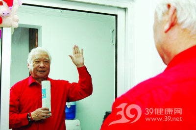 隐睾“脸部运动”可使耳聪目明