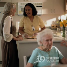 隐睾怎么选择适合自己的中老年奶粉？
