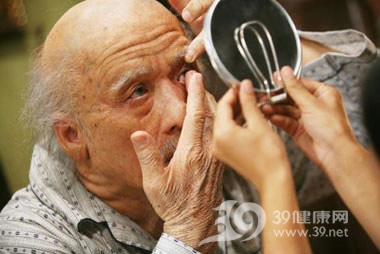 老年人不可不学的护眼之道