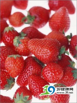 提醒:夏季水果不适宜冰着吃!