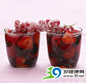 提醒:夏季水果不适宜冰着吃!