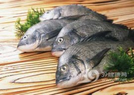炖鱼时 应注意用对方法