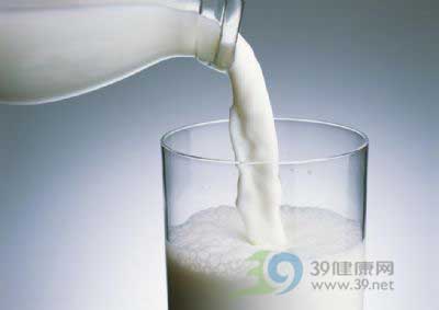 微波炉热奶 会有致癌危机吗?