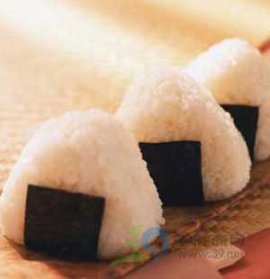 煮饭前要泡泡米 营养有美味
