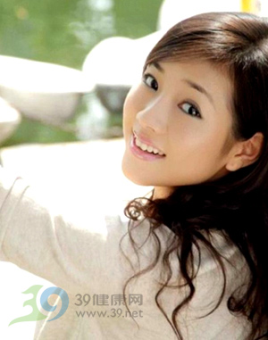 击破两种骗人治痘法