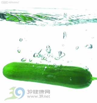 黄瓜与番茄 天然去斑美白术