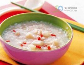 食疗粥品护咽喉